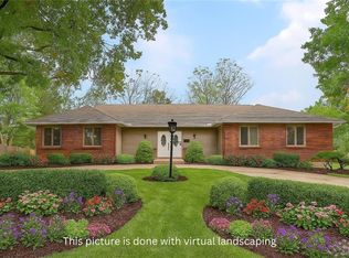 8641 Broadmoor St, Overland Park, KS 66212
