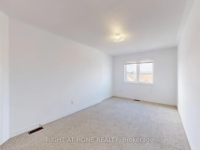 56 N Lake Rd #13 — Photo 32