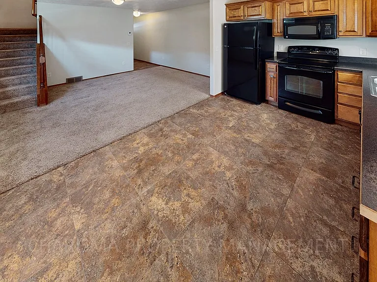 Fieldstone Townhomes — Photo 38