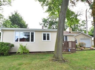 4313 Deep Run Cv, Canandaigua, NY 14424