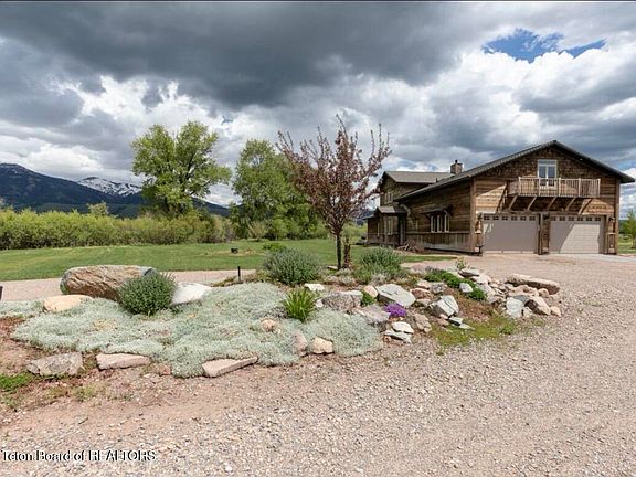 2nd image of 140 Big Ridge Meadows Dr