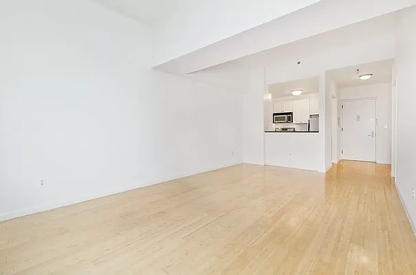 Rented by REAL New York | media 11