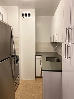 Rented by The Bracha Group | media 4