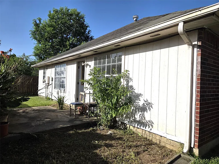 17006 Dusty Mill Dr E — Photo 37