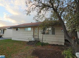 207 Wyandotte Rd, Hoyt Lakes, MN 55750