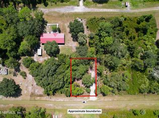 529 Gardenia Ave, Georgetown, FL 32139