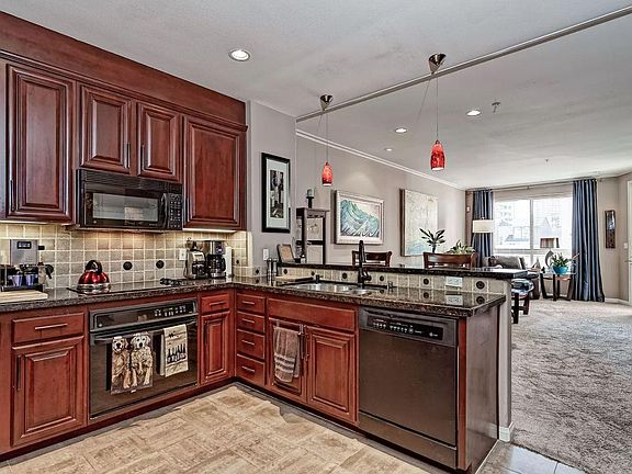 3rd image of 235 Market St Unit 410