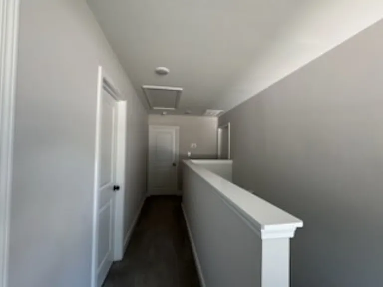 390 Summer Hill Rd — Photo 18