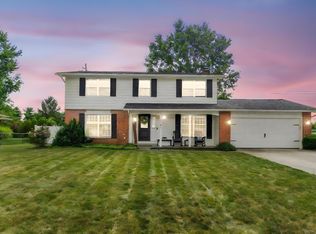 9581 Brookside Dr, Pickerington, OH 43147