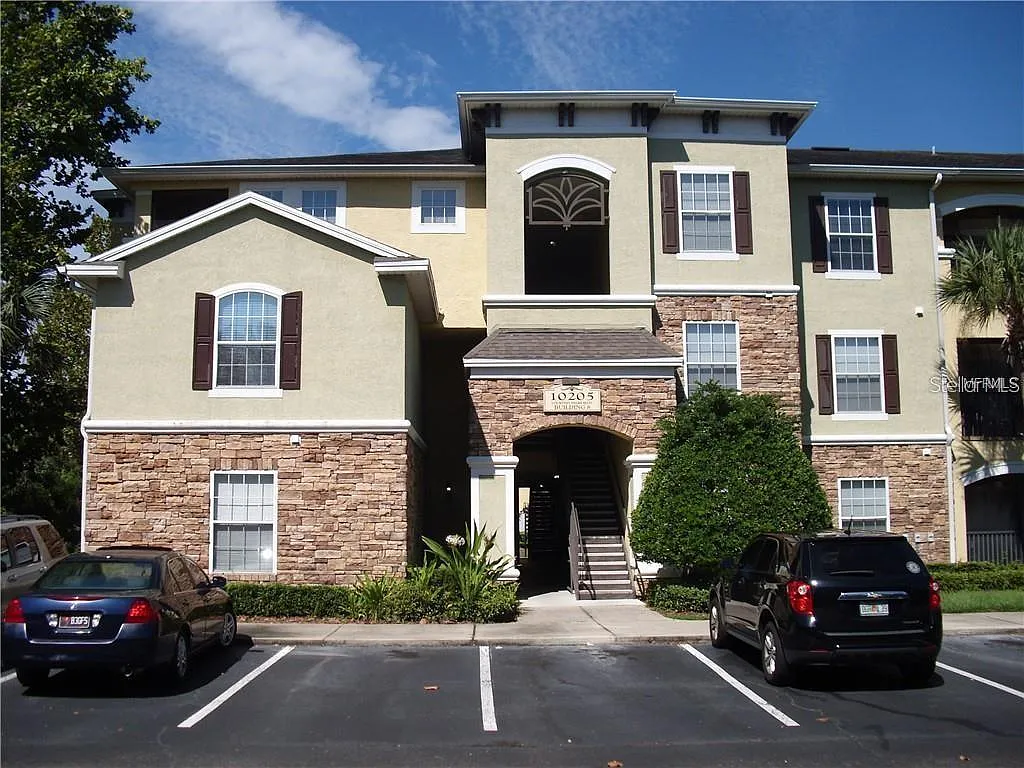 2 bed, 2.0 bath, 1045 sqft, $1,625 — Photo 1