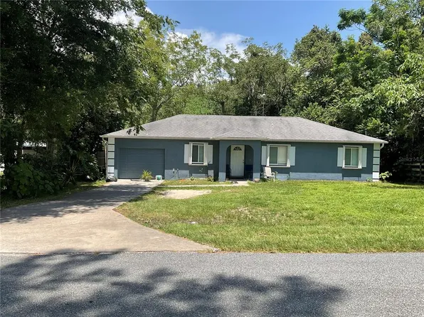 4975 SE 115th St, Belleview, FL 34420
