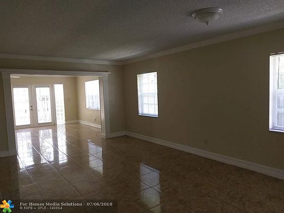 5th image of 1366 Seaview Dr