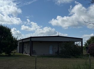 1490 School Dr, Poteet, TX 78065