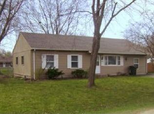 1531 Roosevelt Rd, Machesney Park, IL 61115