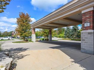 71 Bayberry Dr #D205, Guelph, ON