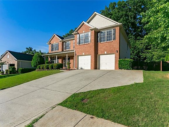 2nd image of 825 Gran Heritage Way