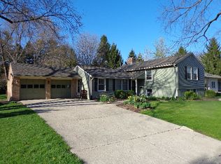 420 Fellows St, St Charles, IL