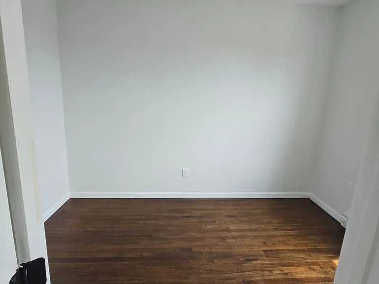 38 Fox St #3 — Photo 14