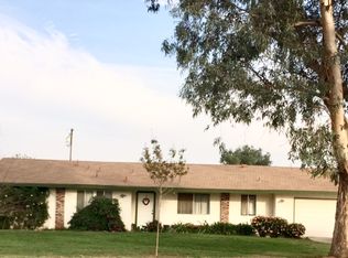 17133 Crescent Dr, Madera, CA 93638