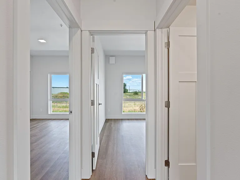 Fairways Apartments — Photo 25