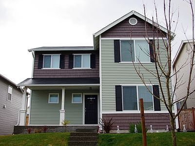 1st image of 1562 Grant Ave