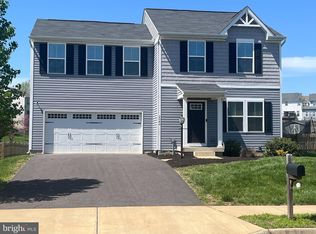 2040 Crepe Myrtle Ln, Culpeper, VA 22701