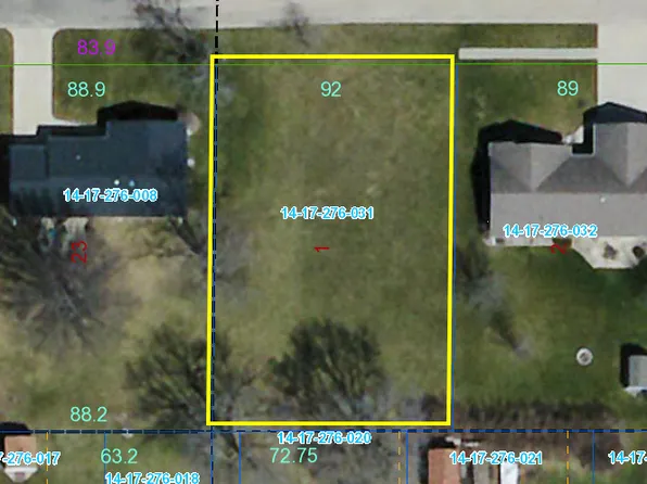 1018 Park Ter, Paxton, IL 60957