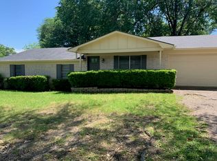 1302 Alice Dr, Longview, TX 75605