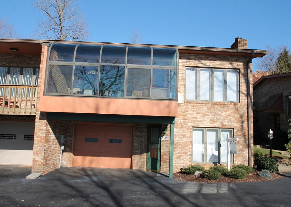 1st image of 239 Le Costa Dr