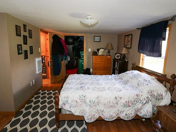 2nd image of 5705 Ky Highway 1032 W