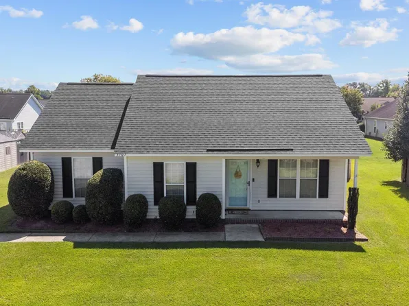 3707 Vista Court, Ayden, NC 28513