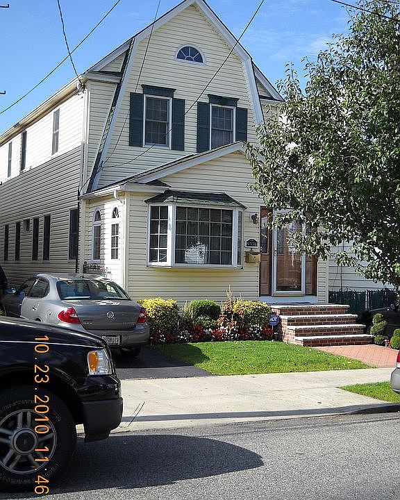1st image of 9338 213th St