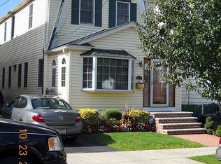 9338 213th St, Queens Village, NY 11428