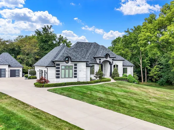 5898 Claybrook Dr, Bargersville, IN 46106