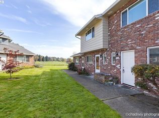 1710 NE Hogan Dr, Gresham, OR 97030