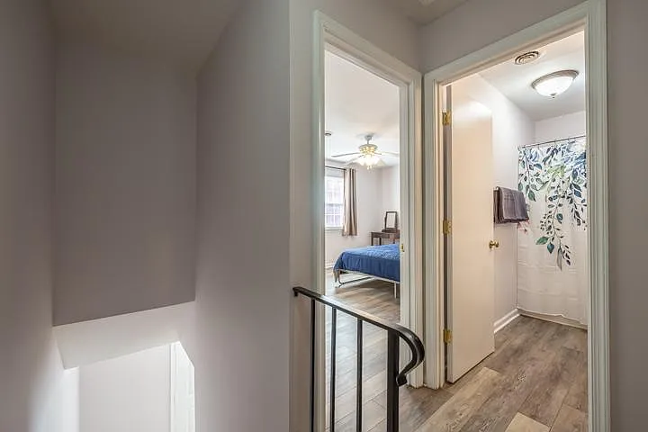 280 Albert Ct — Photo 10