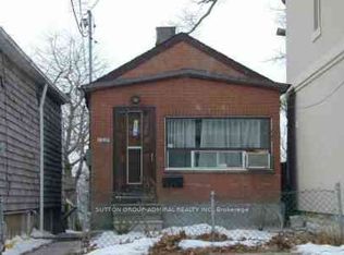 128 Spears St, Toronto, ON M6N3X7
