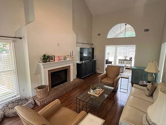 3rd image of 128 Kimmer Rd