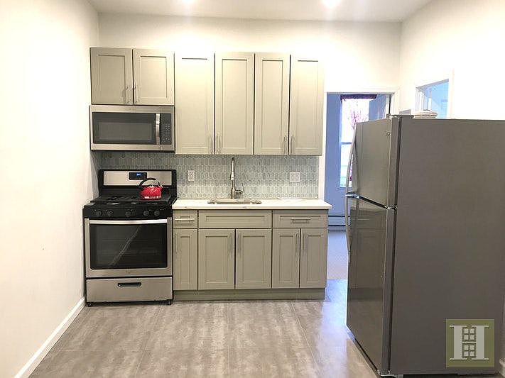 1st image of 260 Saratoga Ave #2