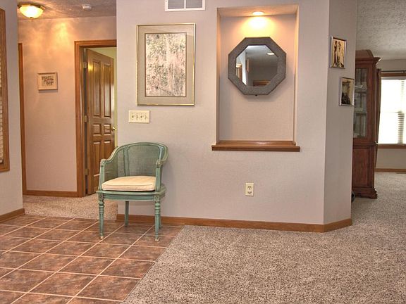 2nd image of 6135 Joneswood Dr