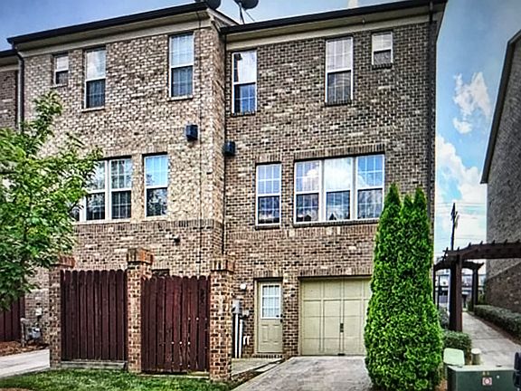 4th image of 254 W Bland St #254