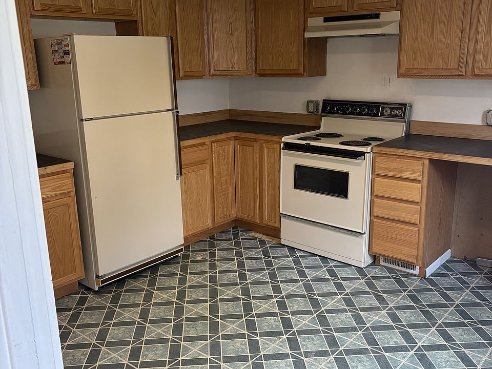 1st image of 833 S Atlantic St #2