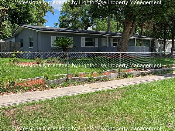 2nd image of 5815 Hillman Dr