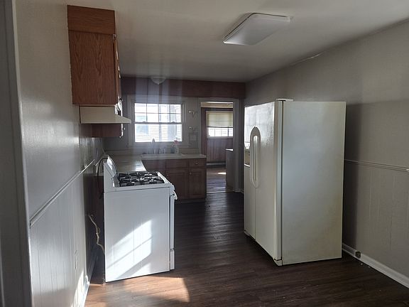 4th image of 2535 Thrush Dr