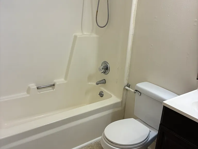 247 Hardin St #B-1 — Photo 9