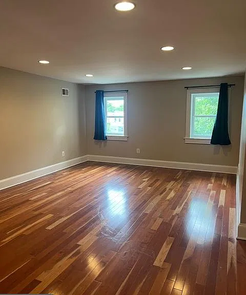 411 E Lafayette Ave — Photo 28