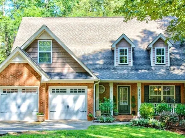 3186 Sweetbriar Dr, Villa Rica, GA 30180