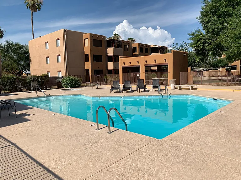 1810 E Blacklidge Dr #718 — Photo 31