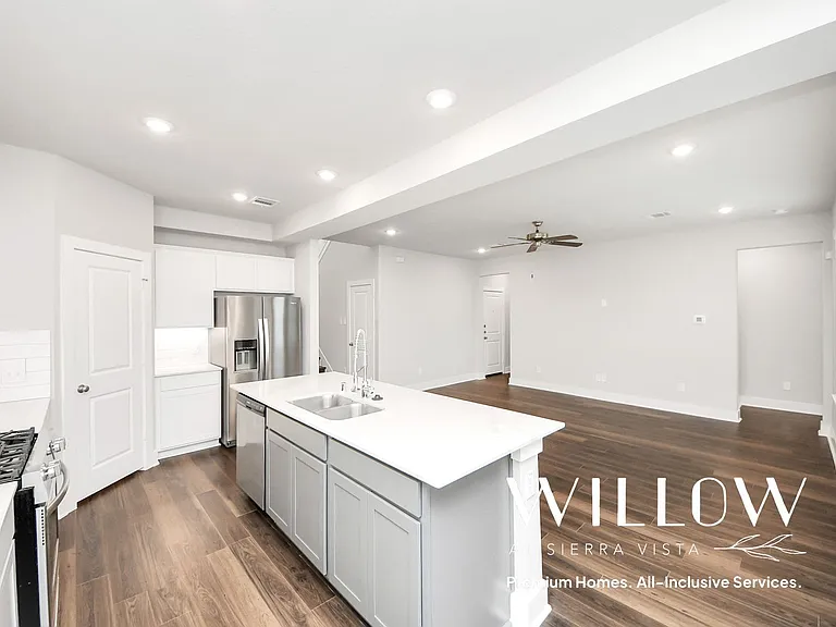 10518 Moon Valley Ln — Photo 11