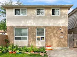 1319 Bayswater Cres, Windsor, ON N8S 4K4